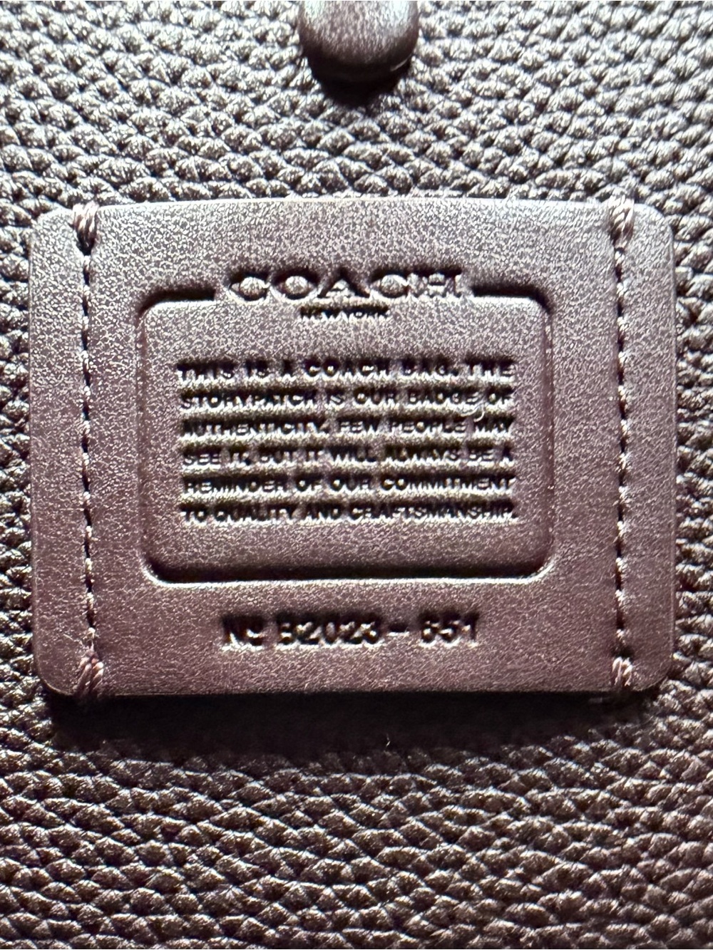 Coach Lora Whipstitch Bucket Bag Pebble Leather Like New - Picture 10 of 17